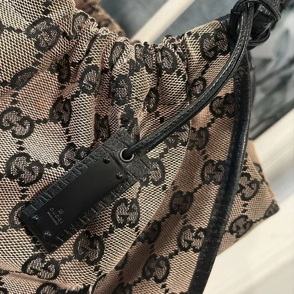 Gucci Brown Canvas Tote with Monogram Pattern - Picture 3 of 14